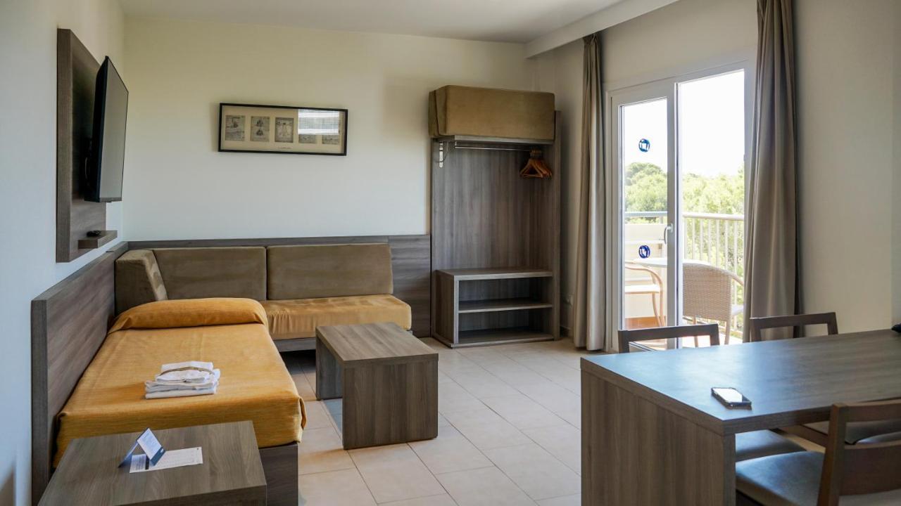 Cabot Tres Torres Apartamentos Плая де Палма Екстериор снимка