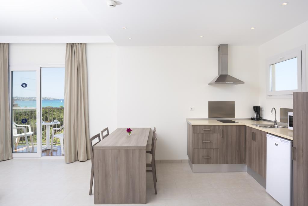 Cabot Tres Torres Apartamentos Плая де Палма Екстериор снимка