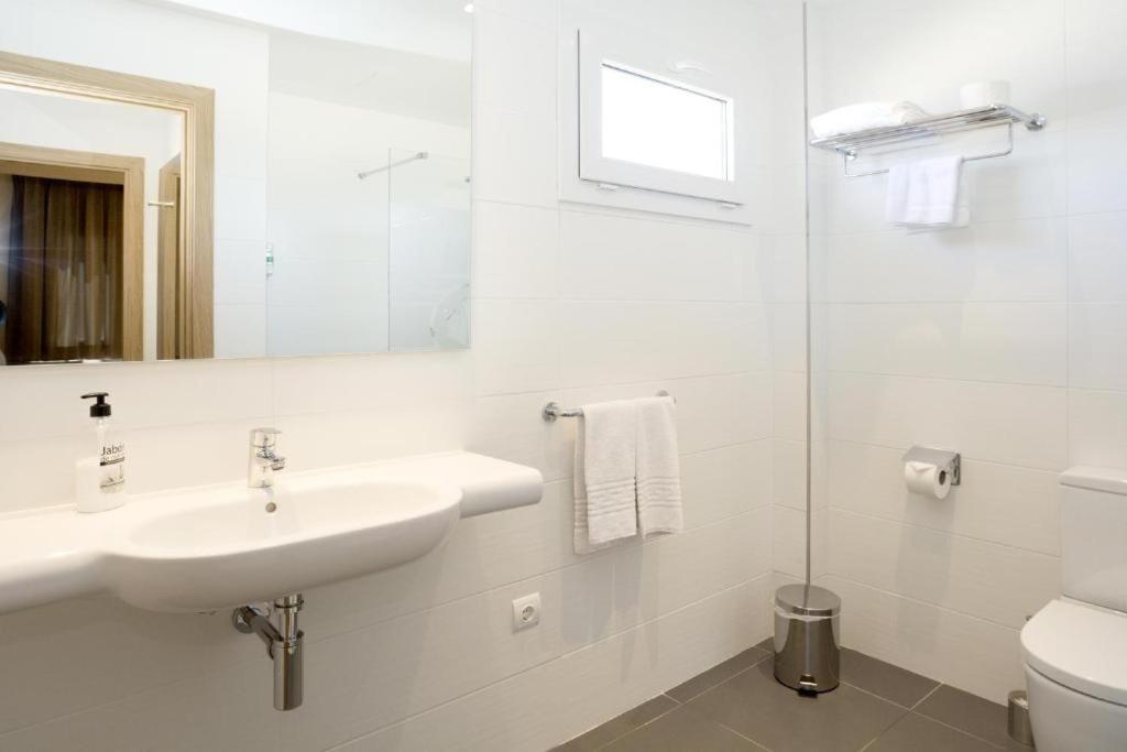 Cabot Tres Torres Apartamentos Плая де Палма Екстериор снимка