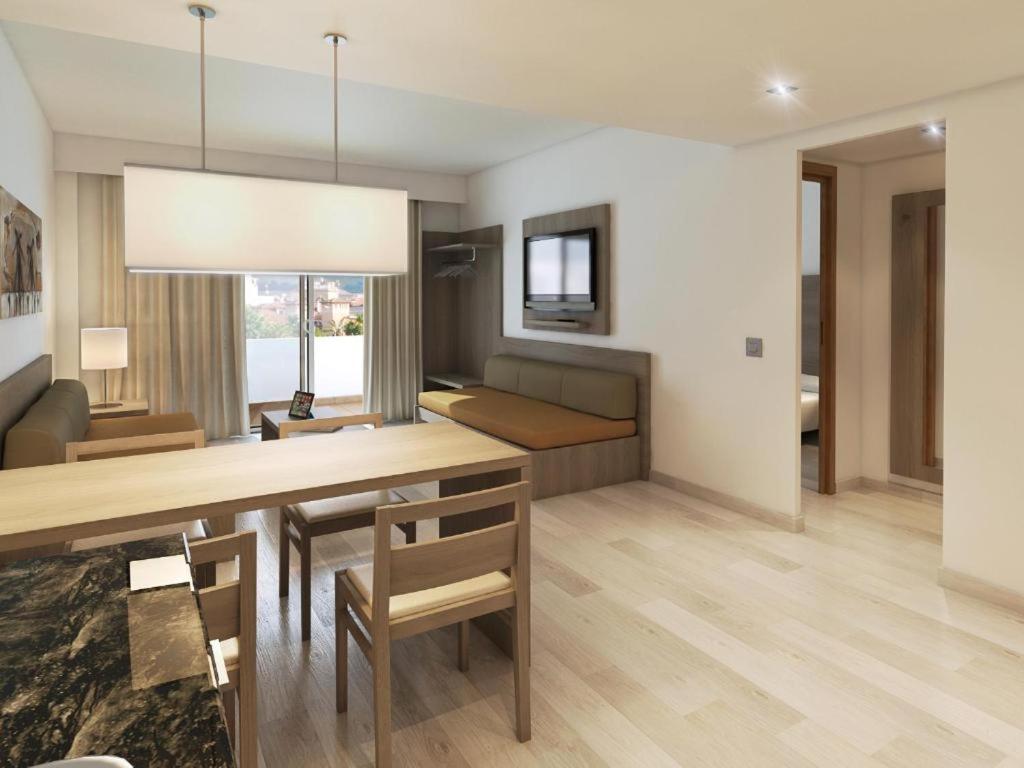 Cabot Tres Torres Apartamentos Плая де Палма Екстериор снимка