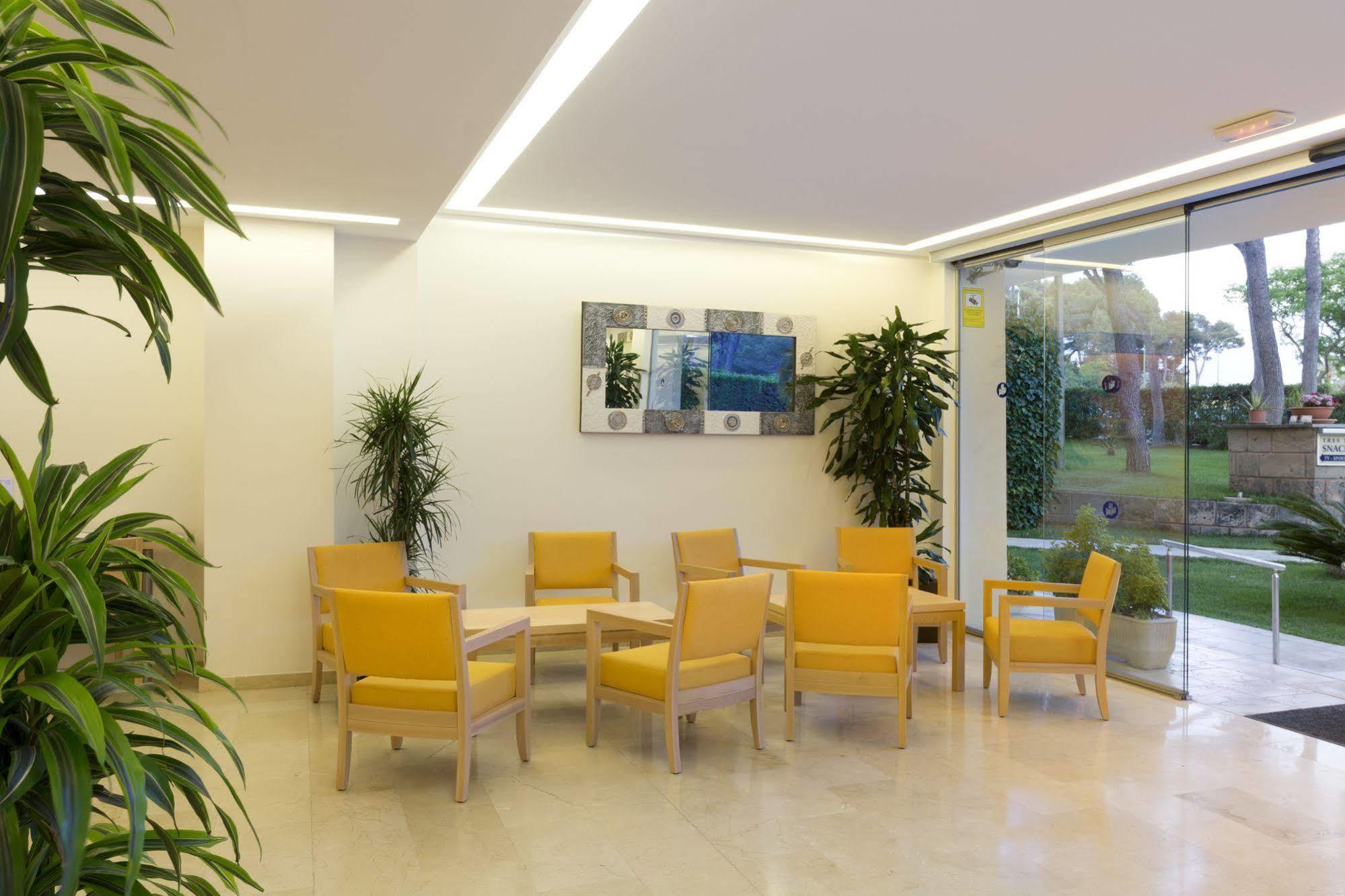 Cabot Tres Torres Apartamentos Плая де Палма Екстериор снимка